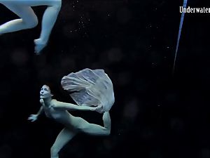 2 chicks swim and get naked gorgeous
