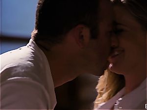 Mona Wales has a romantic enjoy session with her luxurious stud