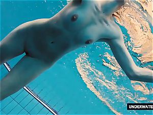 super-steamy enormous jugged teen Lera swimming in the pool